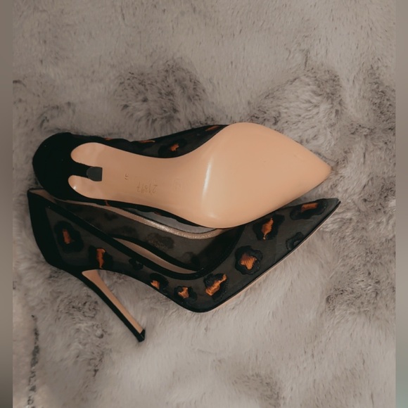 NEW MESH Gianvito Rossi Heels - Picture 2 of 8